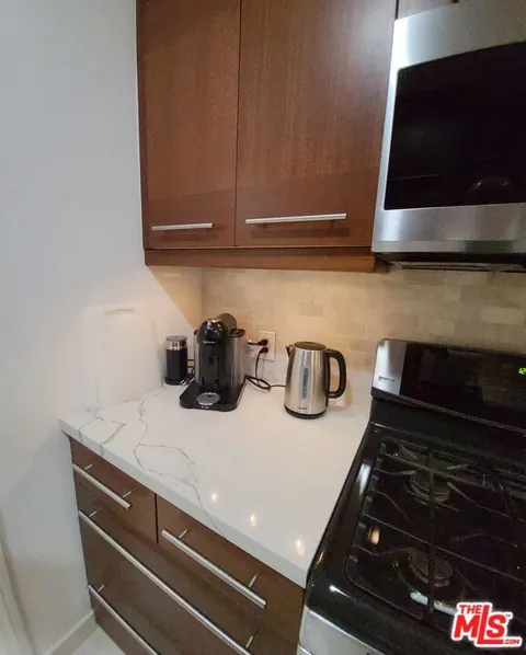 137 Sycamore Avenue #2