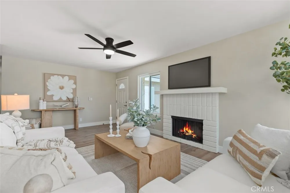 6111 Leyte Cypress, CA 90630