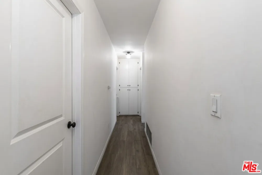 5636 Valley Circle Boulevard Los Angeles, CA 91367