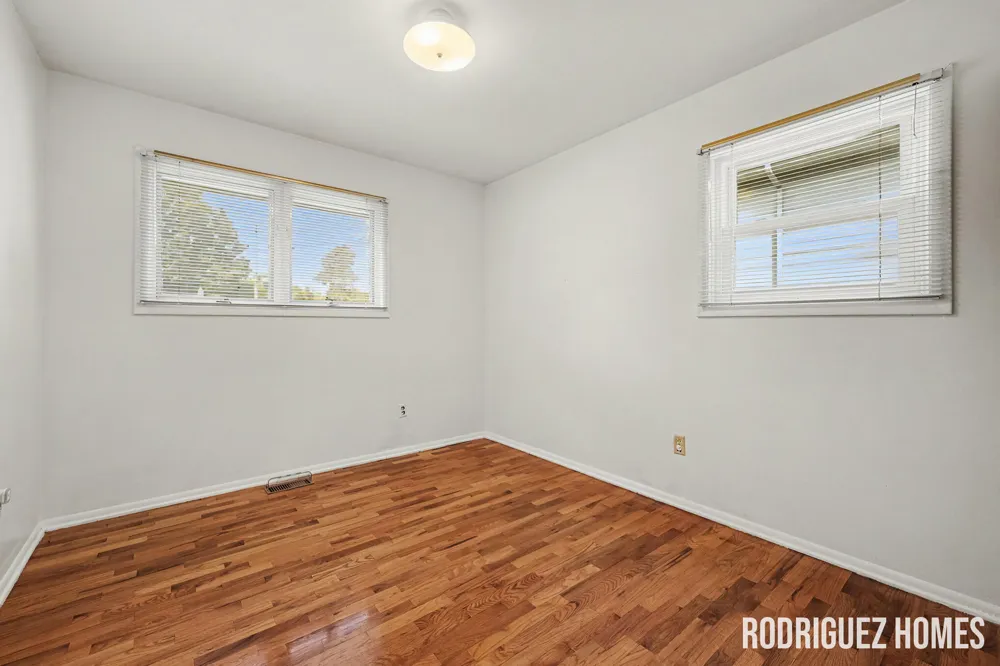 1732 Benjamin Avenue NE Grand Rapids, MI 49505