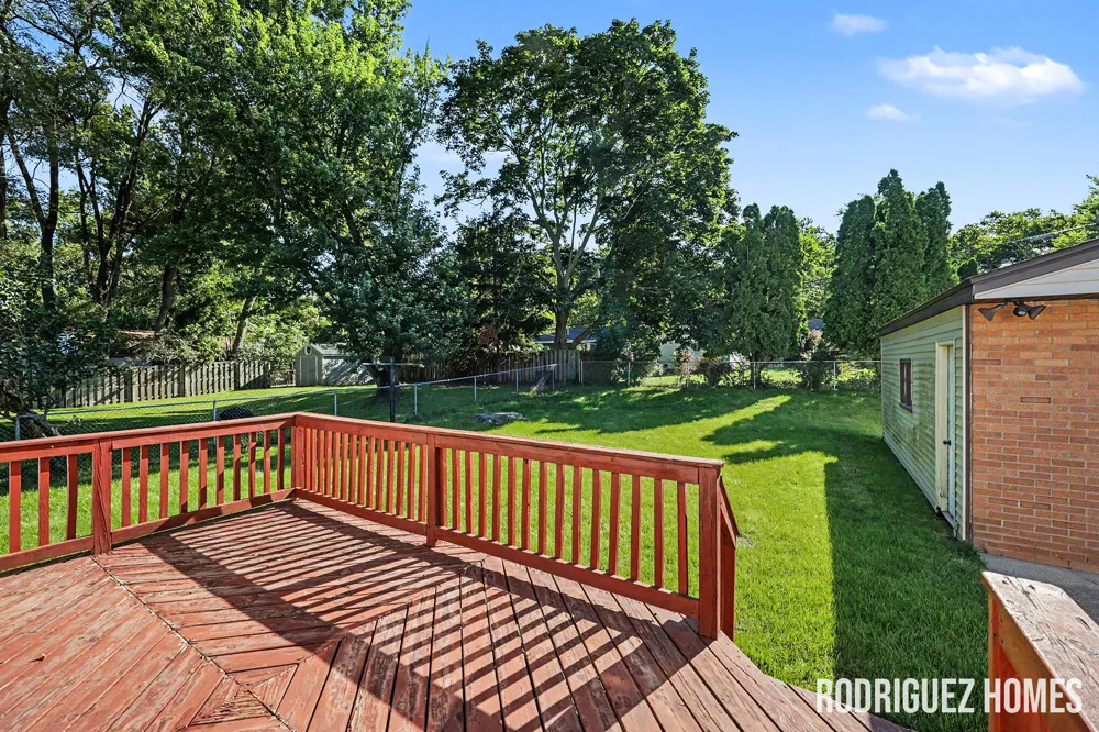 1732 Benjamin Avenue NE Grand Rapids, MI 49505
