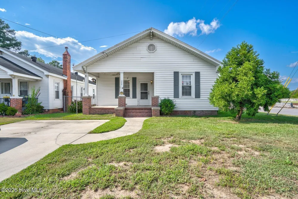 300 W Howard Avenue Tarboro, NC 27886