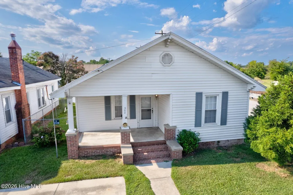 300 W Howard Avenue Tarboro, NC 27886