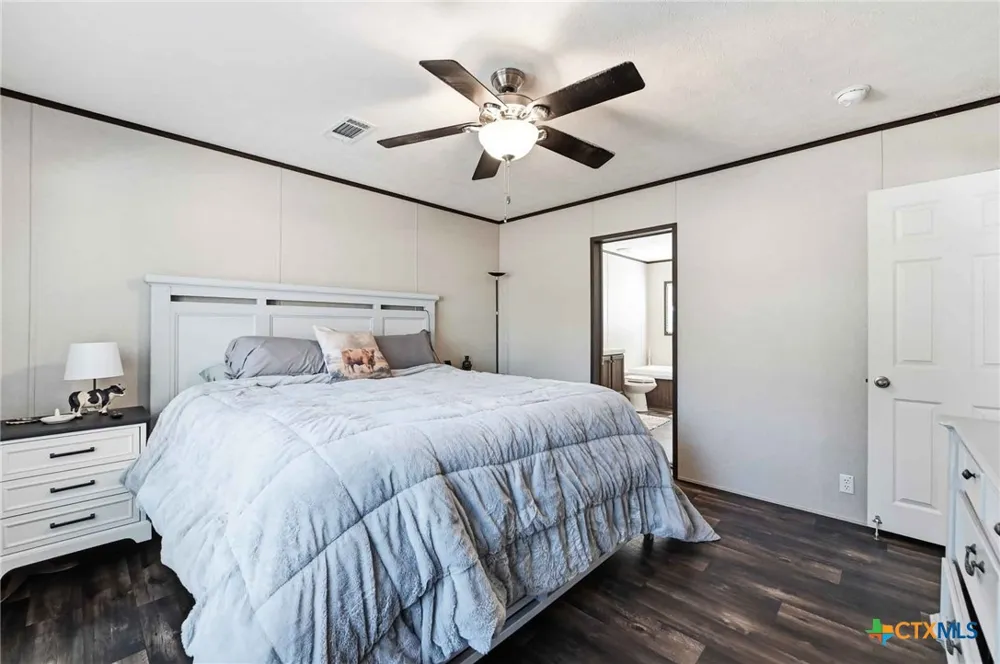 460 Vine Street Kerrville, TX 78028
