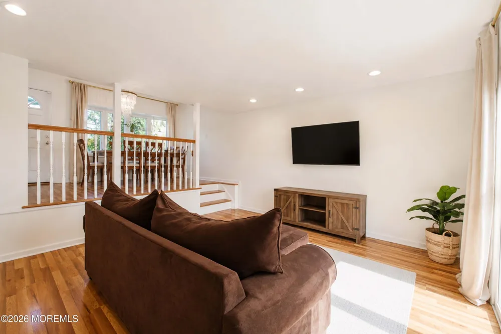 6 Dibling Street Union Beach, NJ 07735