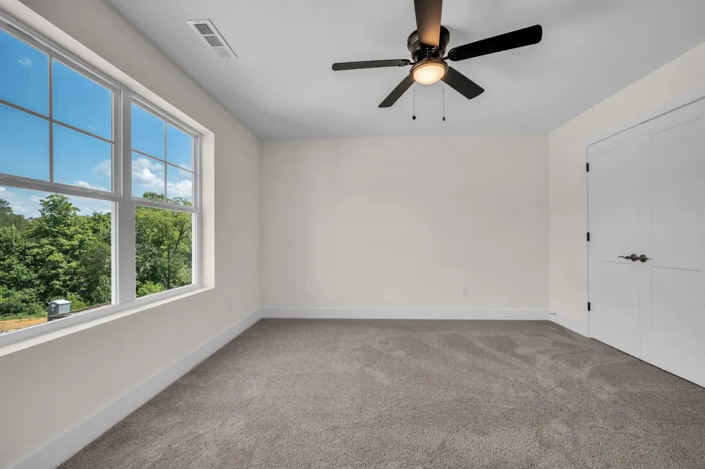 1026 Sycamore Ridge E Burns, TN 37029