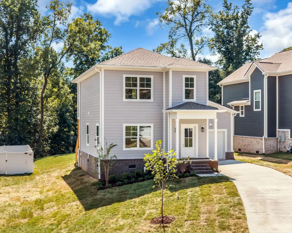 1026 Sycamore Ridge E Burns, TN 37029
