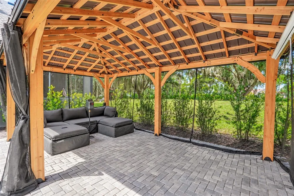10900 ISLAND GROVE ROAD Clermont, FL 34711