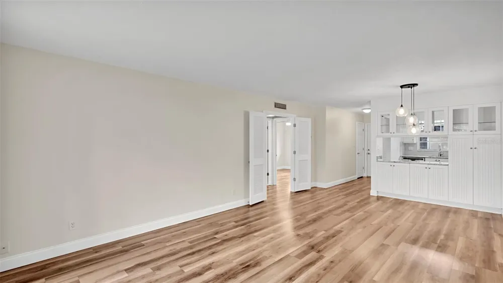 1250 S DENNING DRIVE #127 Winter Park, FL 32789