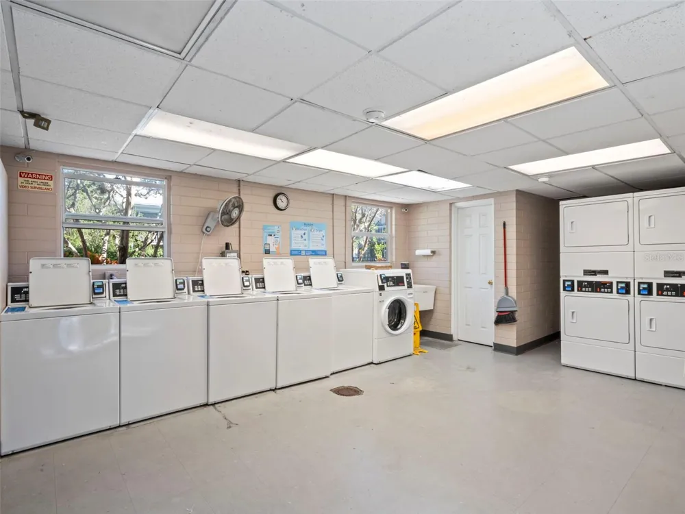 1250 S DENNING DRIVE #127 Winter Park, FL 32789