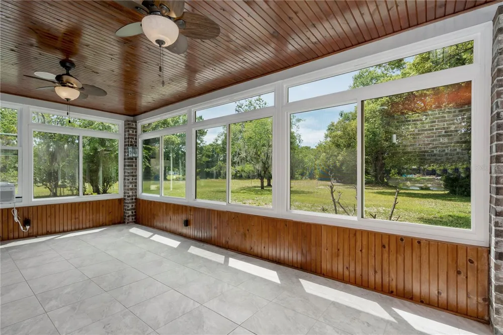 785 DUQUE ROAD Lutz, FL 33549