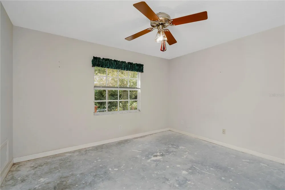 785 DUQUE ROAD Lutz, FL 33549