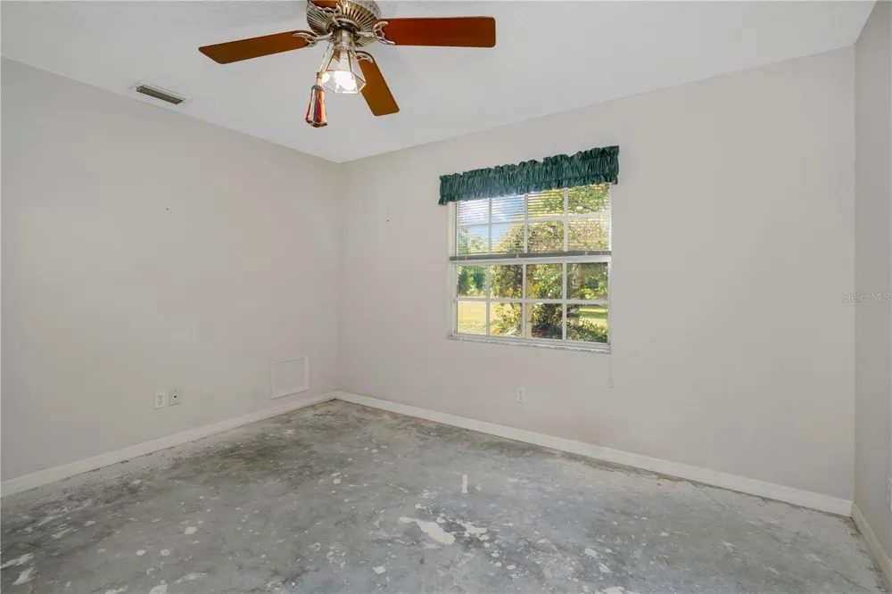 785 DUQUE ROAD Lutz, FL 33549