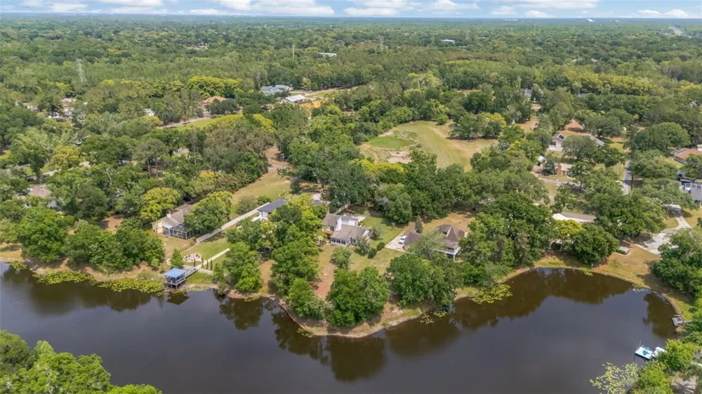 785 DUQUE ROAD Lutz, FL 33549