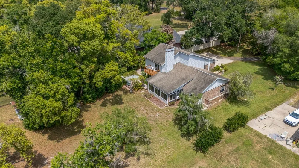 785 DUQUE ROAD Lutz, FL 33549