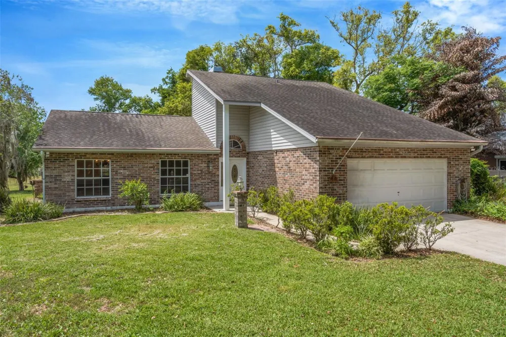 785 DUQUE ROAD Lutz, FL 33549