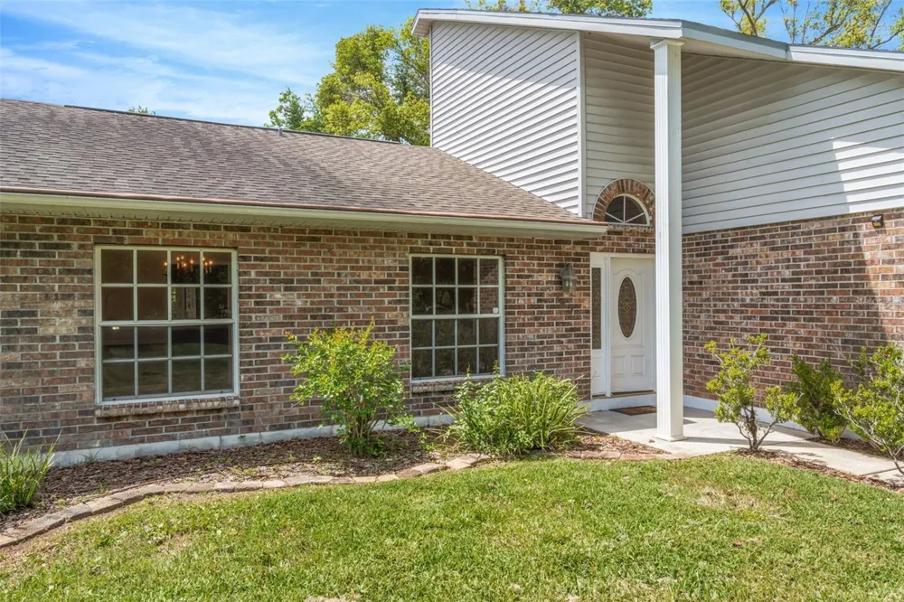 785 DUQUE ROAD Lutz, FL 33549
