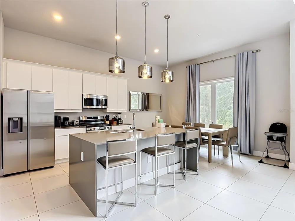 7740 SANDY RIDGE DRIVE #215 Kissimmee, FL 34747