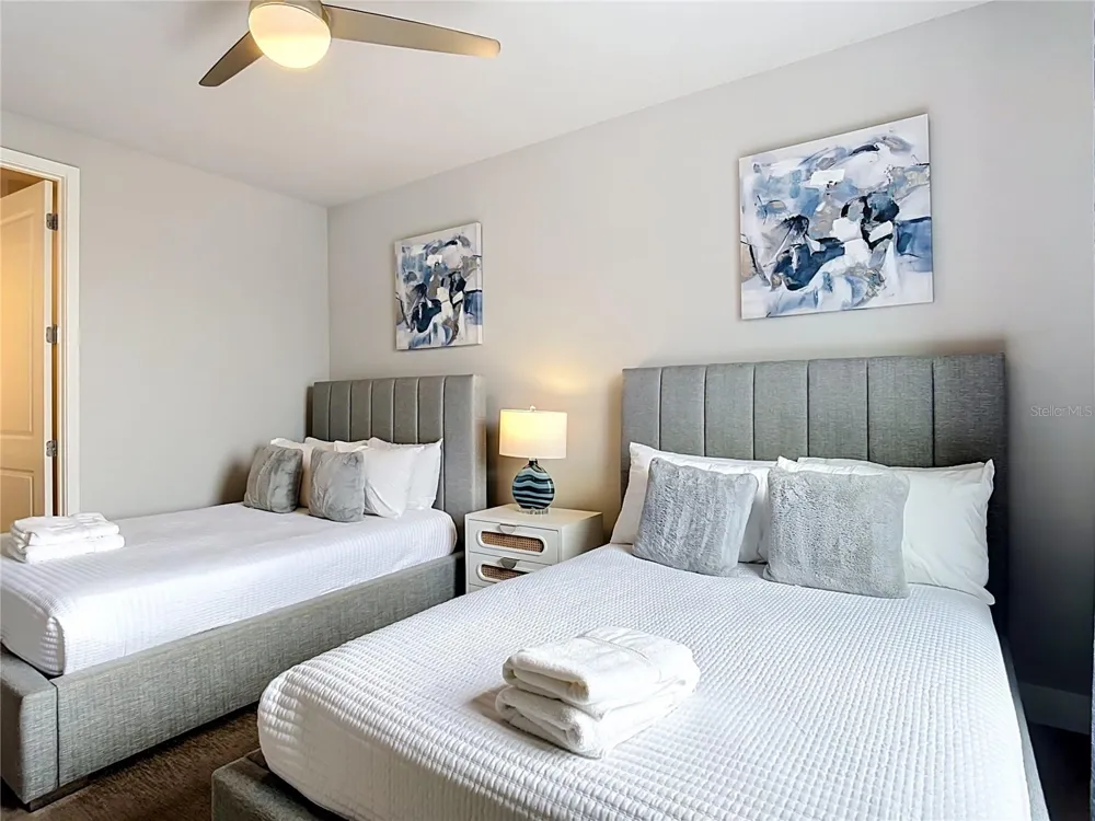 7740 SANDY RIDGE DRIVE #215 Kissimmee, FL 34747