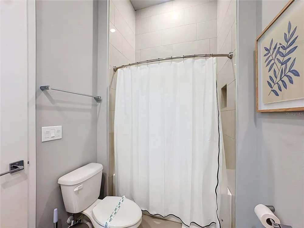 7740 SANDY RIDGE DRIVE #215 Kissimmee, FL 34747