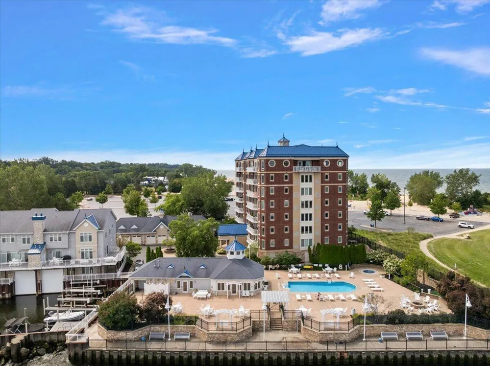 200 Lake Street #7A/8A St Joseph City, MI 49085