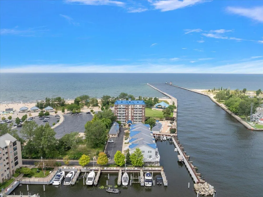 200 Lake Street #7A/8A St Joseph City, MI 49085