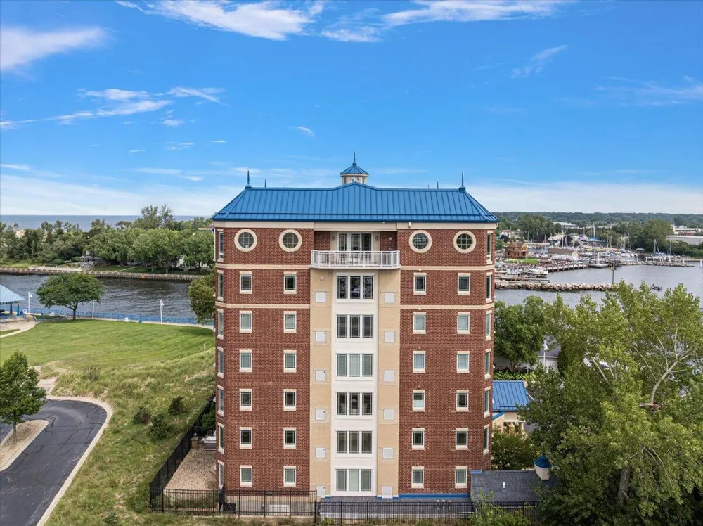 200 Lake Street #7A/8A St Joseph City, MI 49085