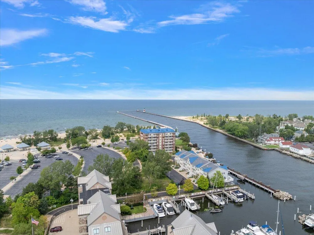 200 Lake Street #7A/8A St Joseph City, MI 49085