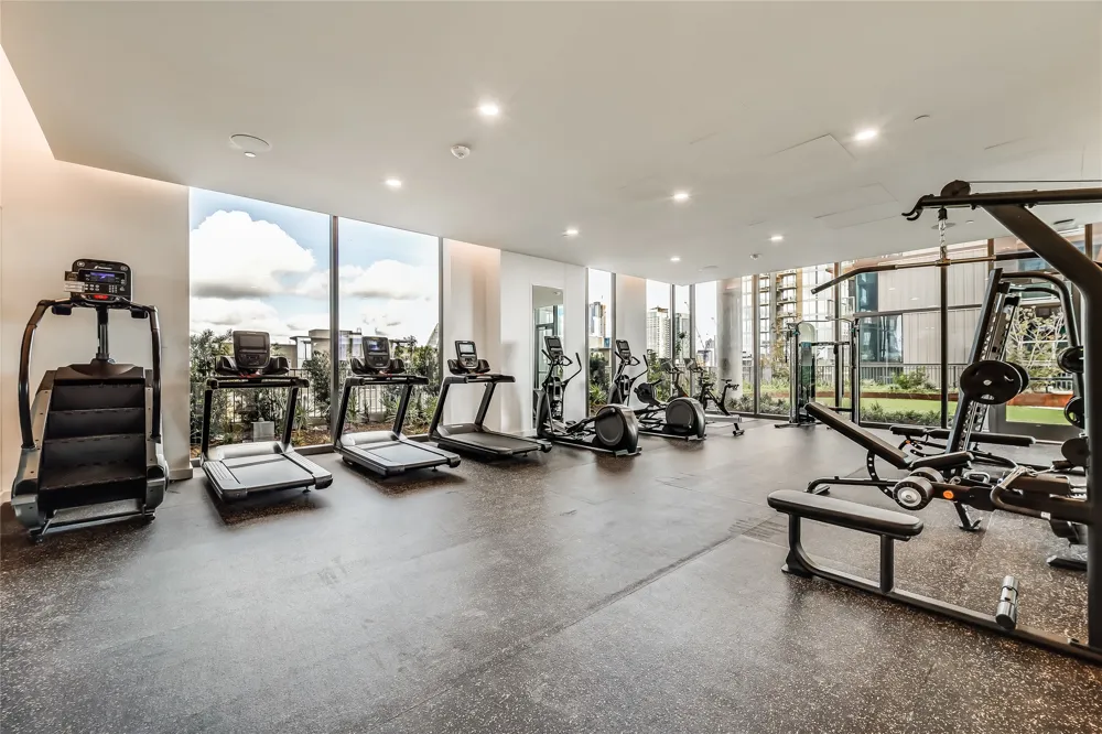 44 East Avenue #2903 Austin, TX 78701