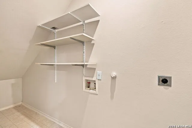 2415 CROWN XING San Antonio, TX 78251