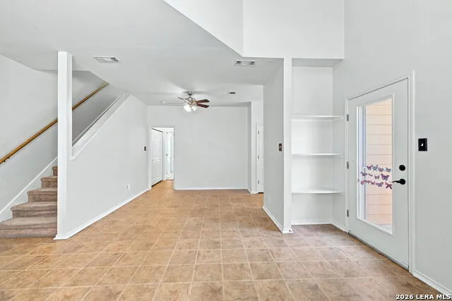 2415 CROWN XING San Antonio, TX 78251