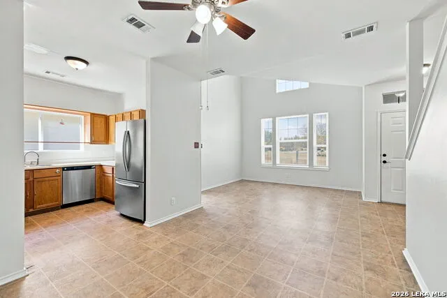 2415 CROWN XING San Antonio, TX 78251