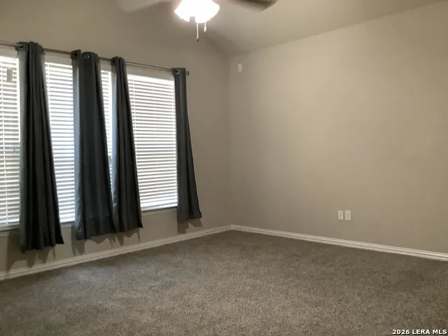 7931 HEADWATERS TRL San Antonio, TX 78254