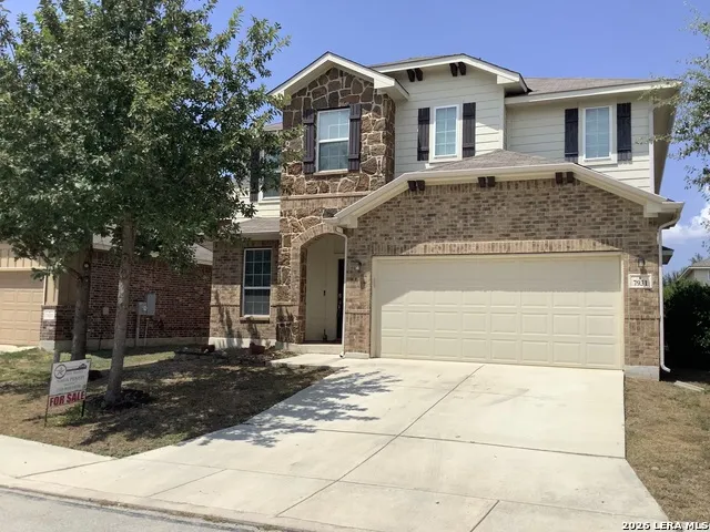 7931 HEADWATERS TRL San Antonio, TX 78254