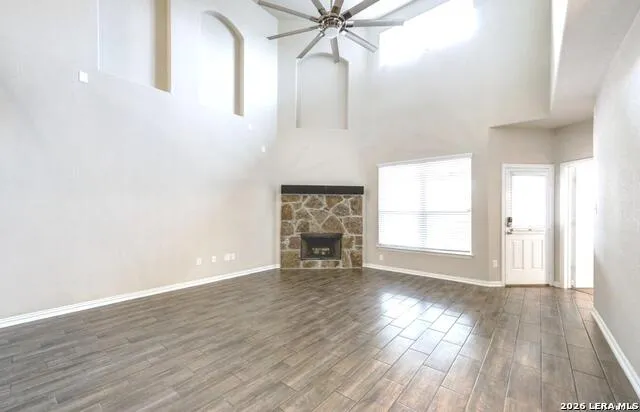 7931 HEADWATERS TRL San Antonio, TX 78254