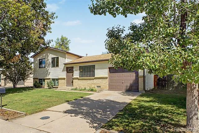 914 S Macon Street Aurora, CO 80012