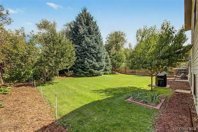 914 S Macon Street Aurora, CO 80012