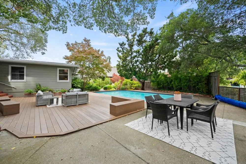 1238 Bernal Avenue Burlingame, CA 94010
