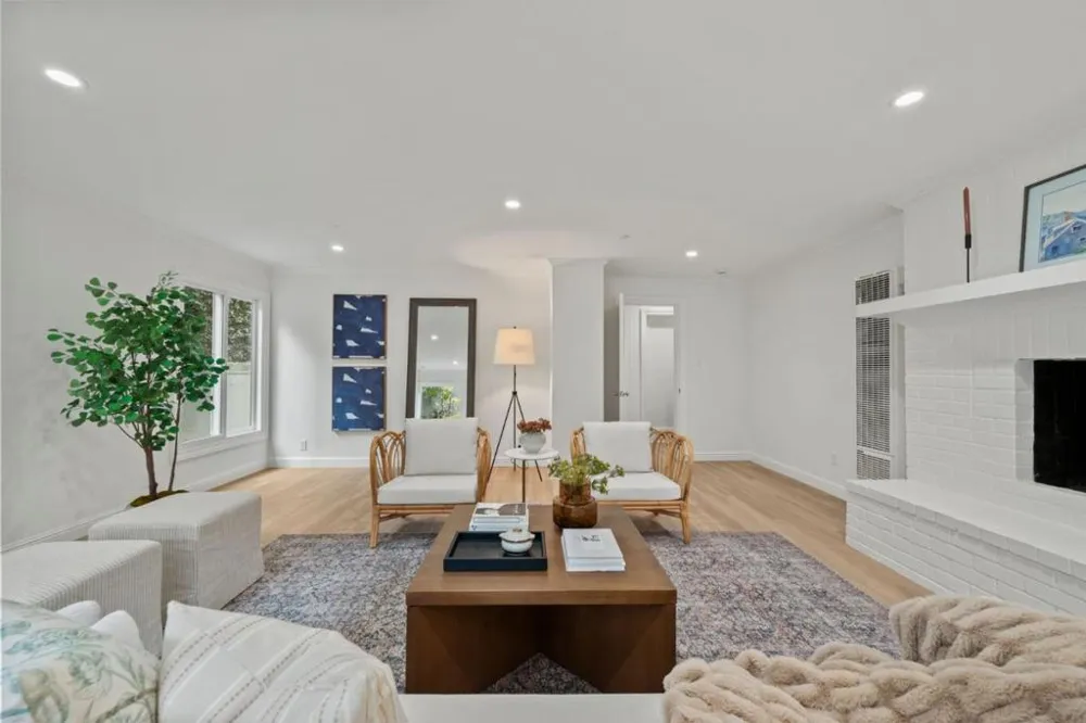 1238 Bernal Avenue Burlingame, CA 94010
