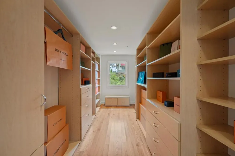 1238 Bernal Avenue Burlingame, CA 94010