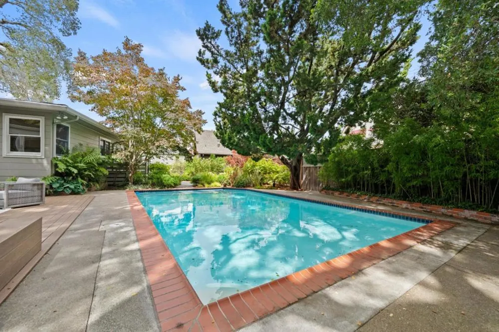 1238 Bernal Avenue Burlingame, CA 94010