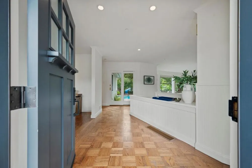 1238 Bernal Avenue Burlingame, CA 94010