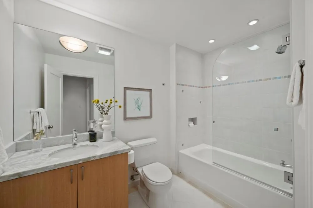 1238 Bernal Avenue Burlingame, CA 94010