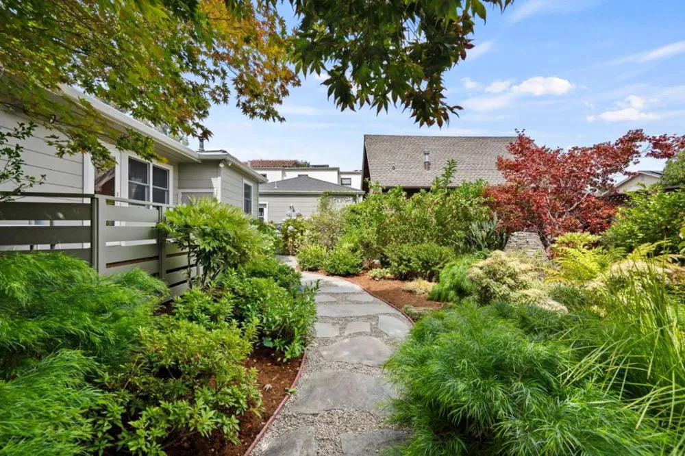 1238 Bernal Avenue Burlingame, CA 94010