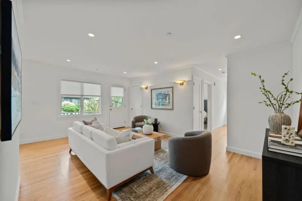 1238 Bernal Avenue Burlingame, CA 94010