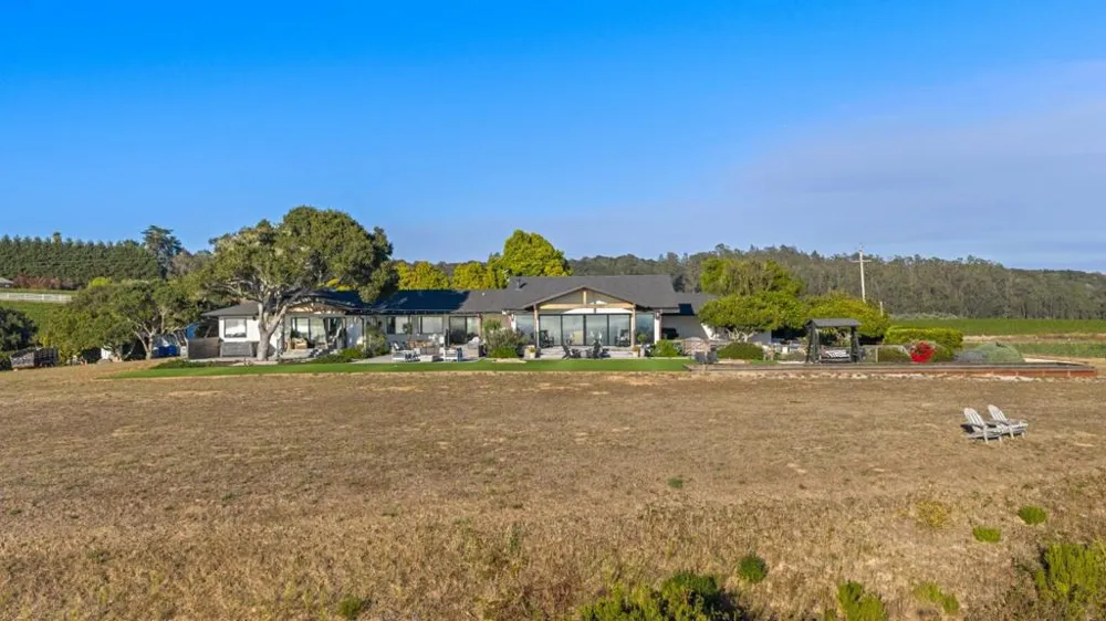 145 Coy Drive Watsonville, CA 95076