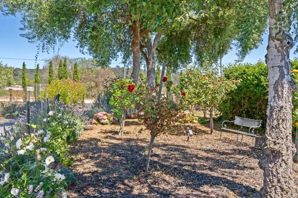 145 Coy Drive Watsonville, CA 95076