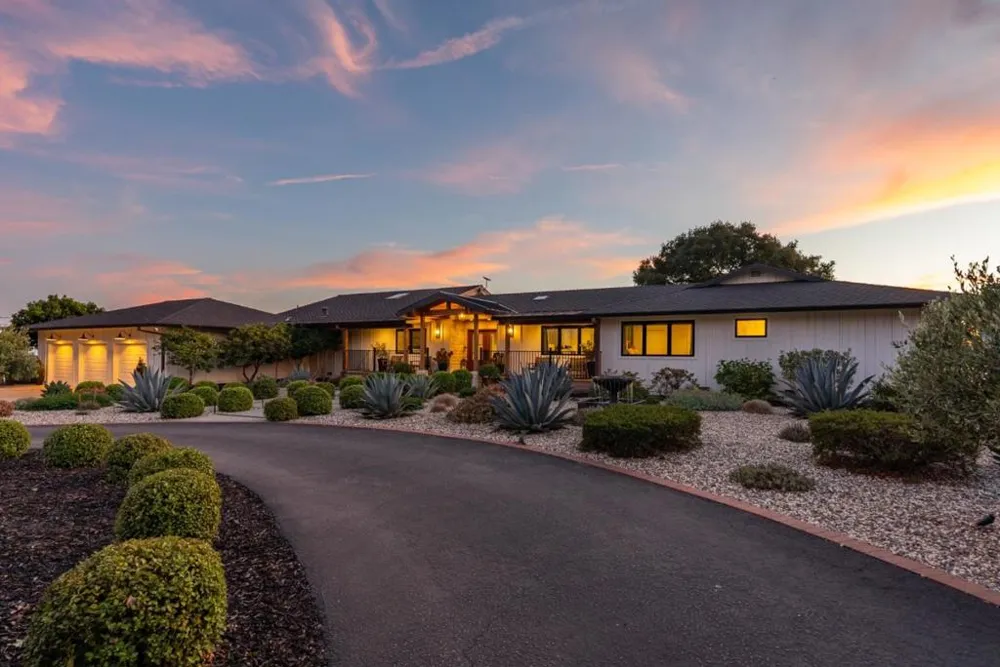 145 Coy Drive Watsonville, CA 95076
