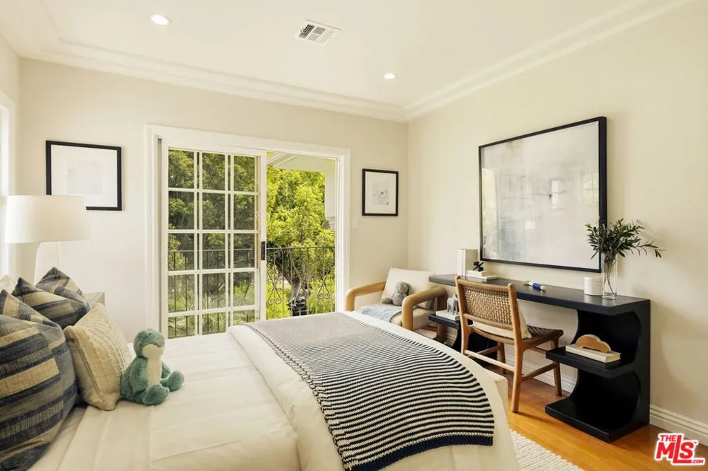 1617 Orange Grove Avenue Los Angeles, CA 90046
