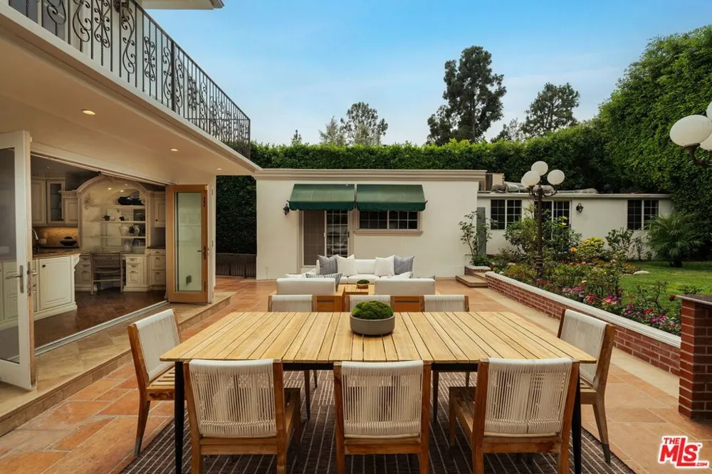 1617 Orange Grove Avenue Los Angeles, CA 90046